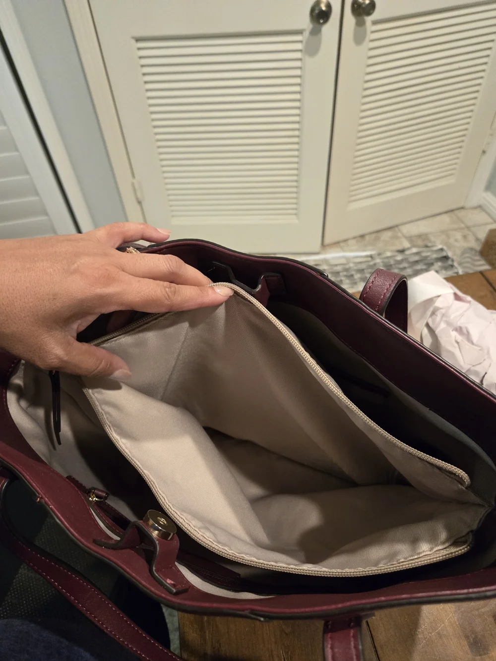 Nine West Women's Burgundy Tote Bag